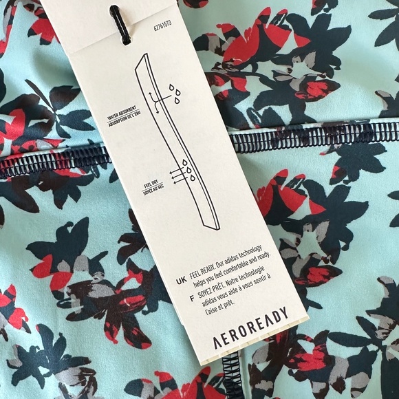 NWT Adidas x Stella McCartney Cycling Floral Shorts Blue/Multicolor Size L - Picture 10 of 11